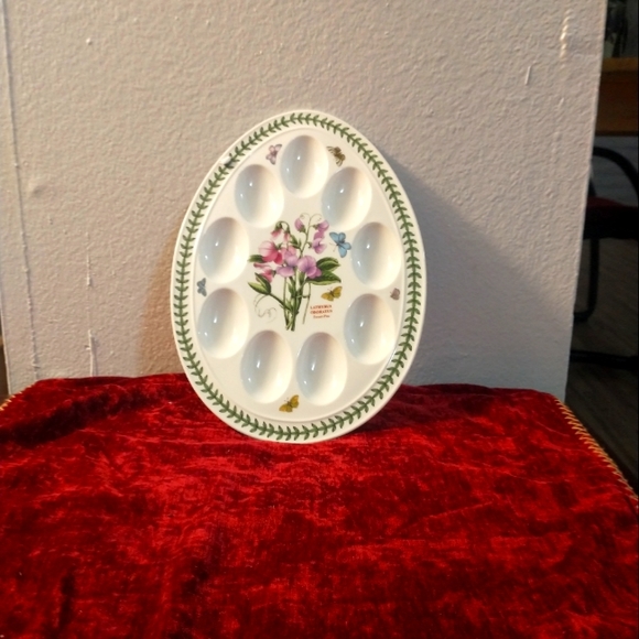 Porcelain Easter Egg Plate - Picture 1 of 5